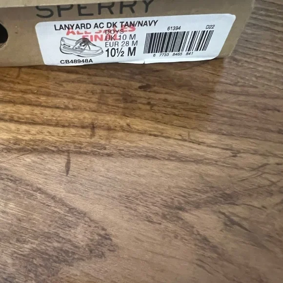 New-Kids Sperry Lanyard for boys. brand new - never worn-Perfect for Easter - Picture 3 of 4